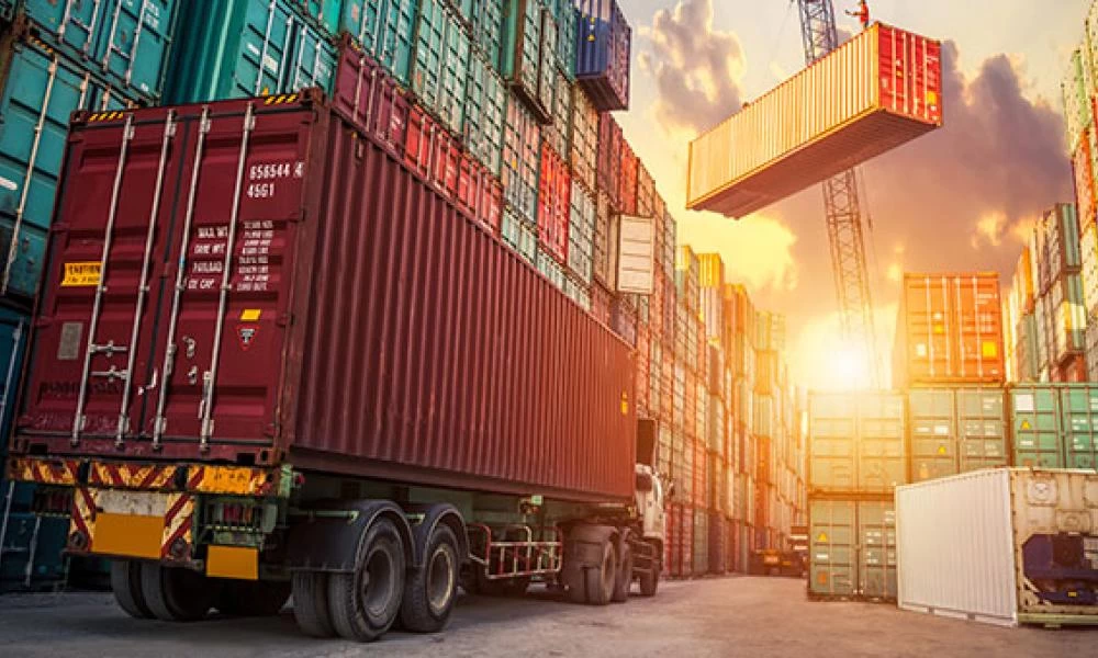 Η Ελλάδα γεμίζει logistics – Ποιοι μεγάλοι παίκτες επενδύουν